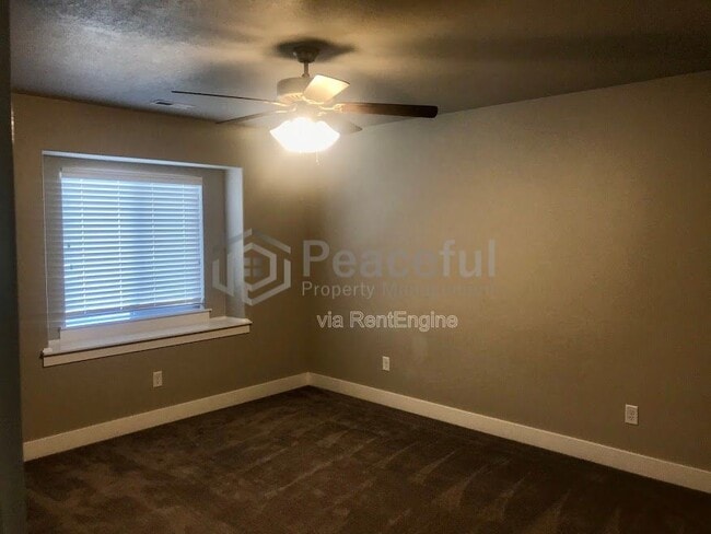 Building Photo - 3148 N Whitetail Dr