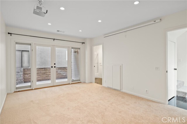 Building Photo - 507 Narcissus Ave