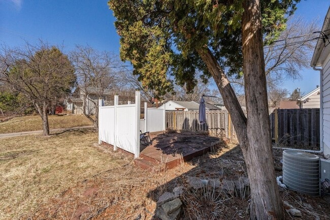 Building Photo - 2901 Zenith Ave N