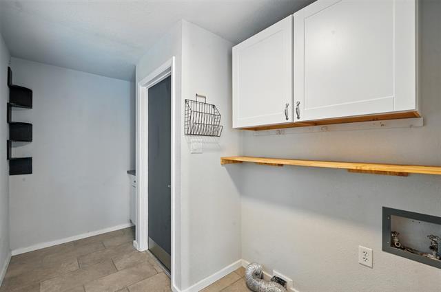 Building Photo - 507 Longo Ct