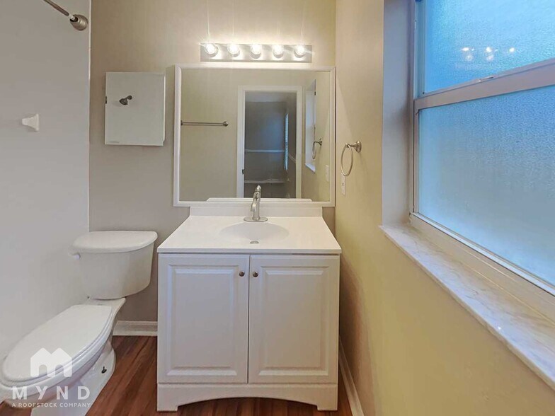 Building Photo - 3291 Rocky Ave
