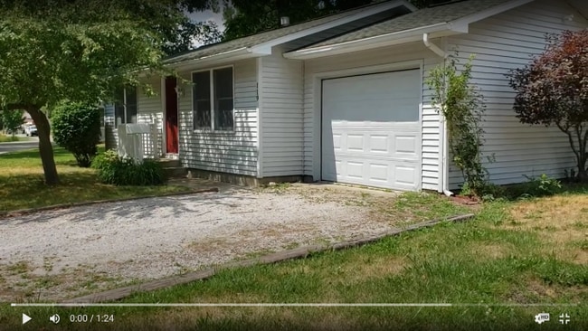 Columbia Drive, Street view - 119 Columbia Dr