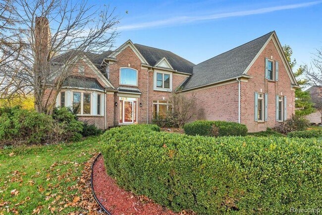 Building Photo - 6573 Poppleton Rd