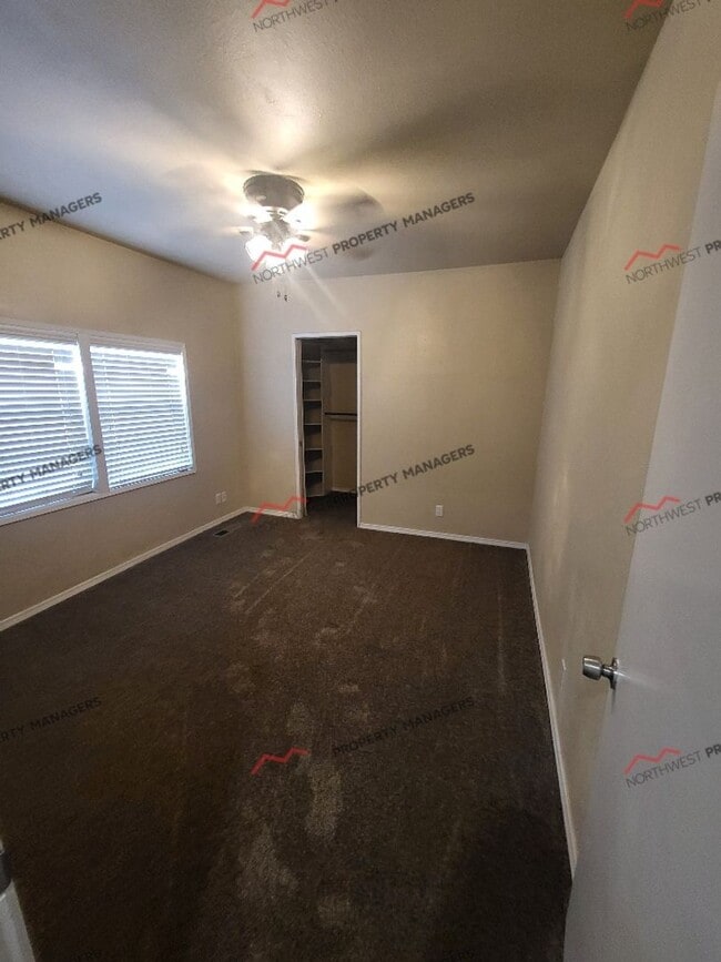 Building Photo - STATUS: *AVAILABLE* | R28 | $1895 + $100 FLAT RATE FOR W/S