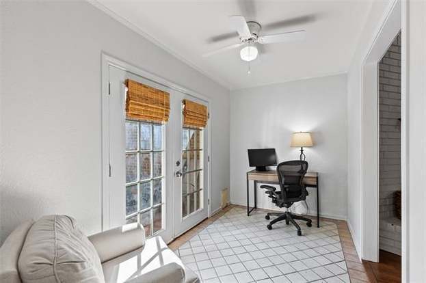 Building Photo - 990 Camden Dr
