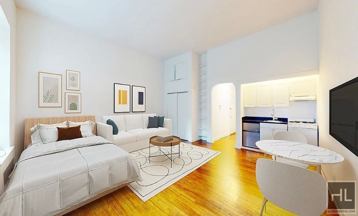 Building Photo - EAST 65 STREET