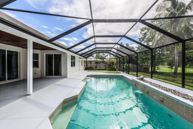 Building Photo - 3315 SE W Snow Rd