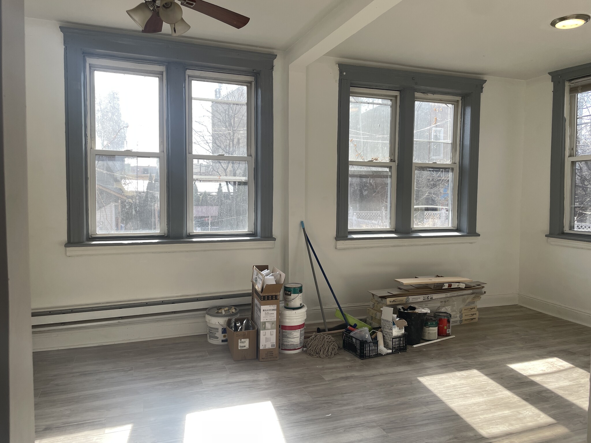 Building Photo - 1815 Bergenline Ave