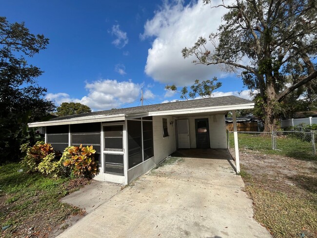 Building Photo - Fully Renovated 3 Bedroom Home