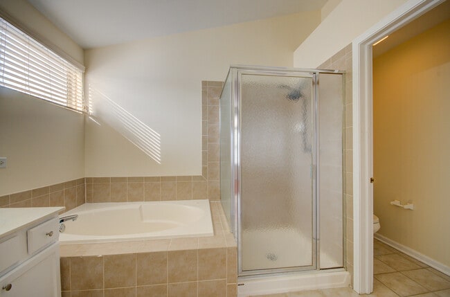 Building Photo - 16416 Borio Dr