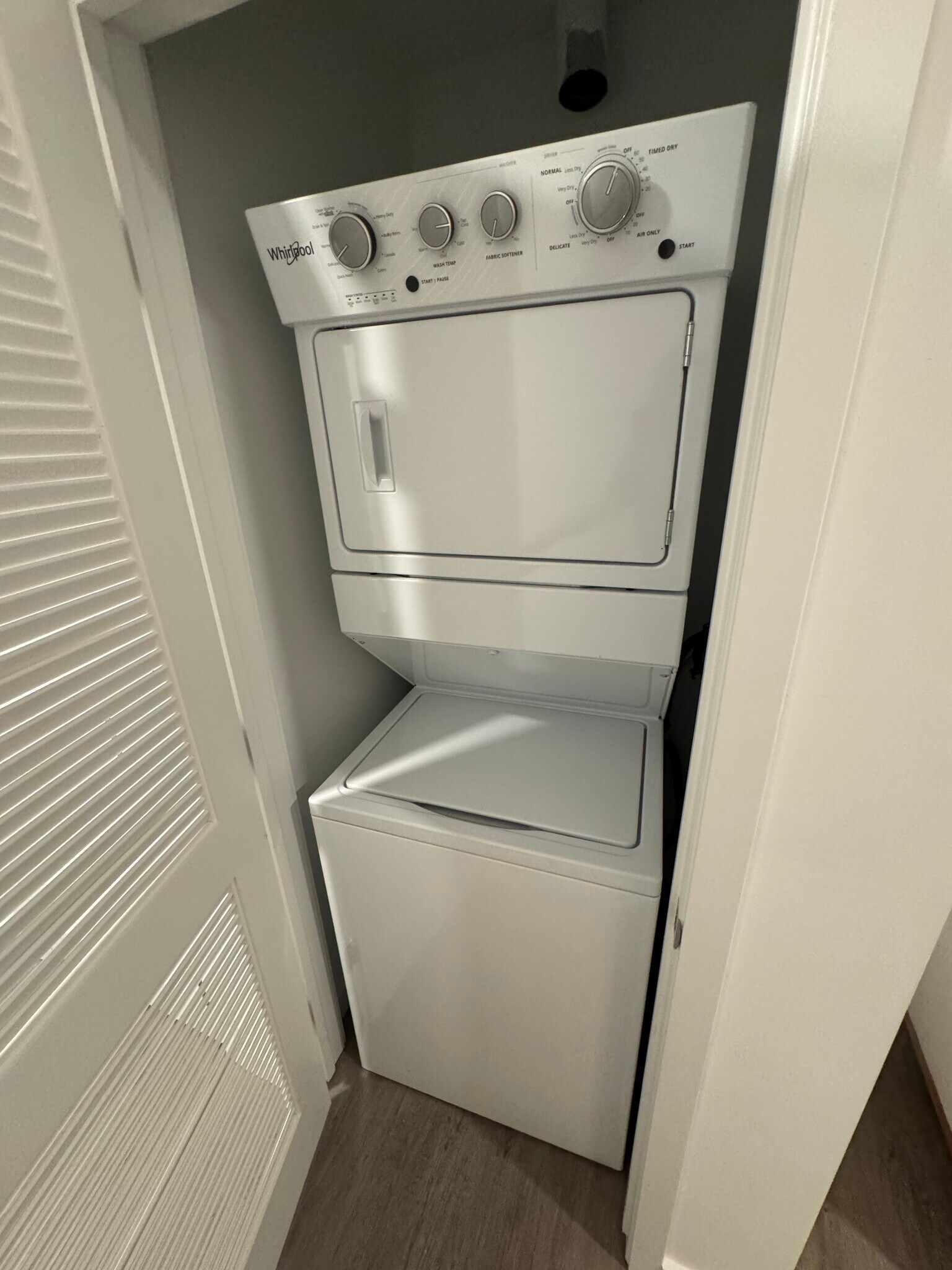 Building Photo - 119 NE 20th St