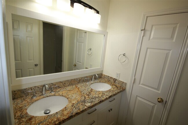 Building Photo - 20235 Chelsea Canyon Ct