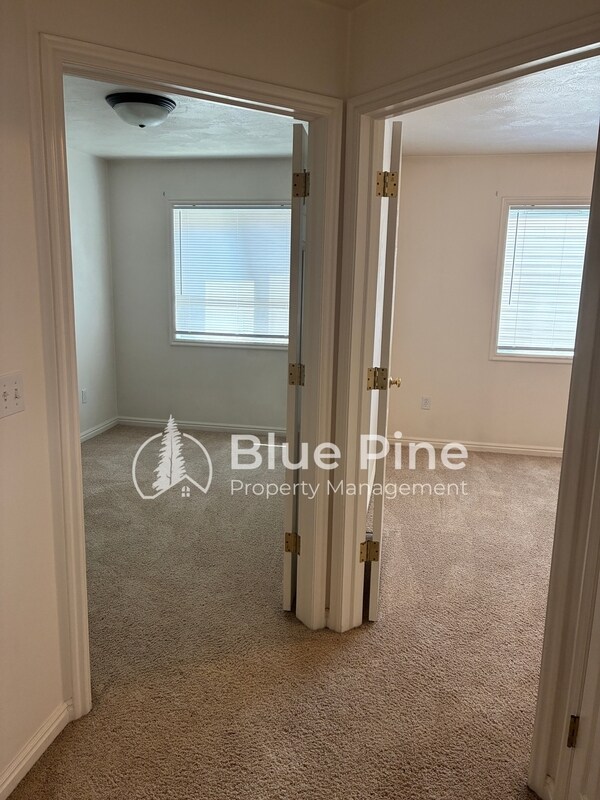 Building Photo - 3156 Chasewood Dr