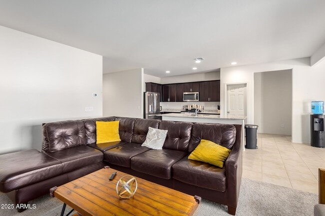 Building Photo - 10808 W Bloch Rd