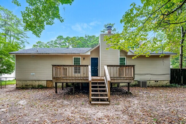 Building Photo - 2538 Martin Cir