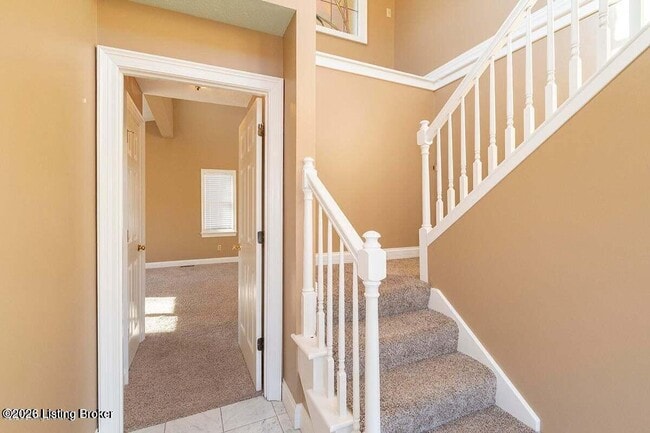 Building Photo - 2112 Maryland Ave