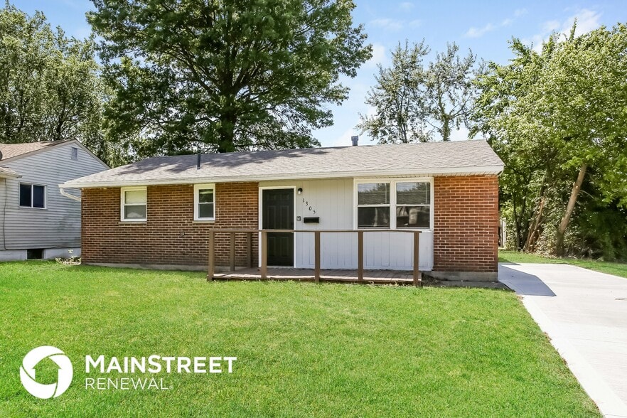 Primary Photo - 1305 Coburg Rd