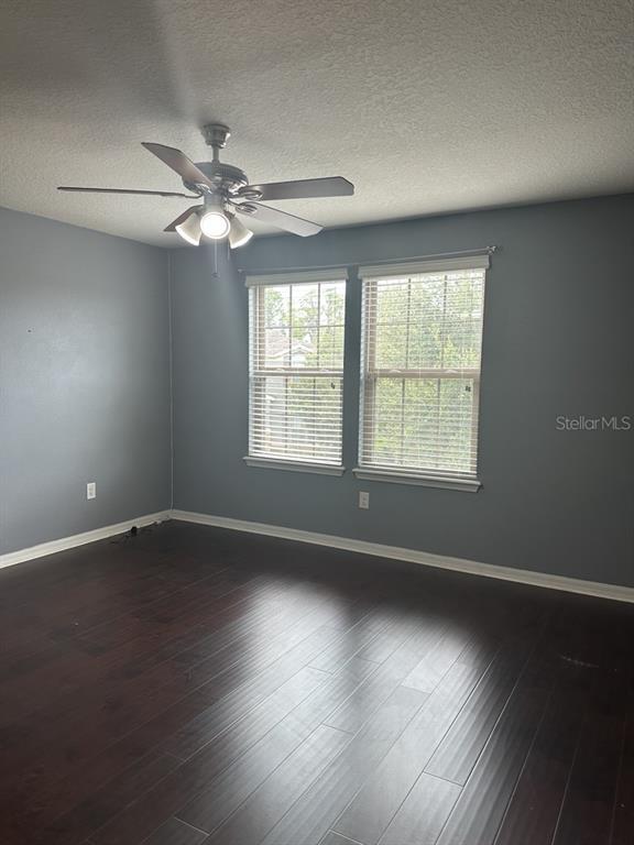 Building Photo - 3034 Winglewood Cir