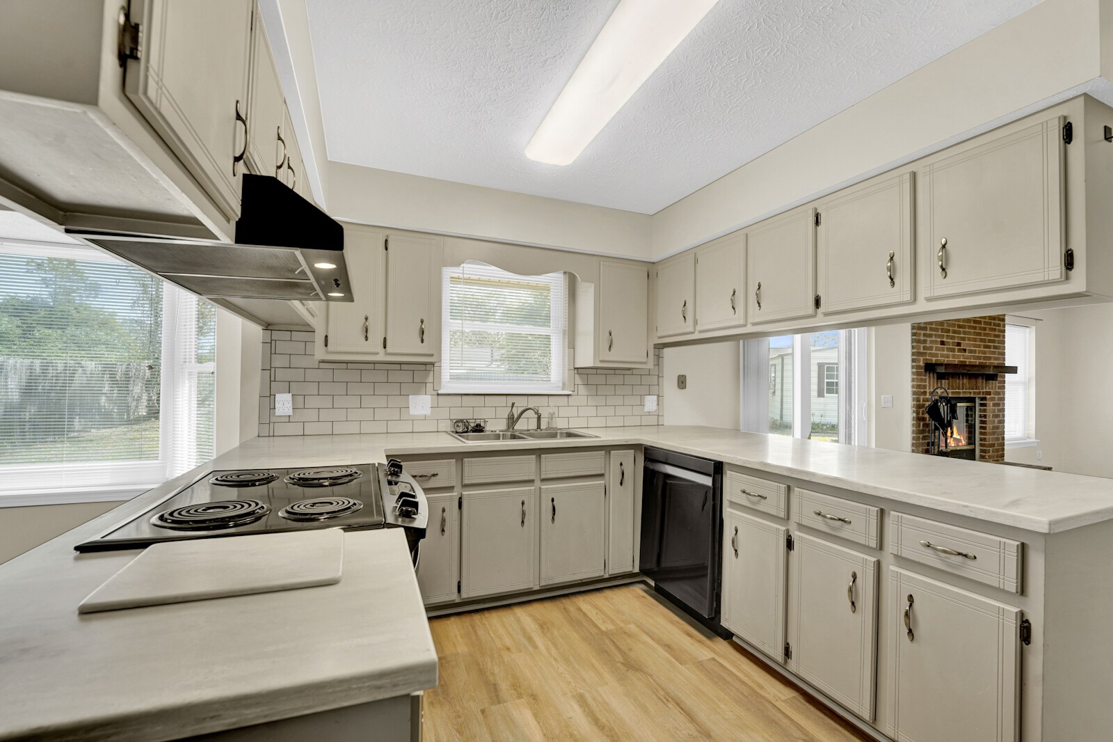 Building Photo - 7525 Melody Ln