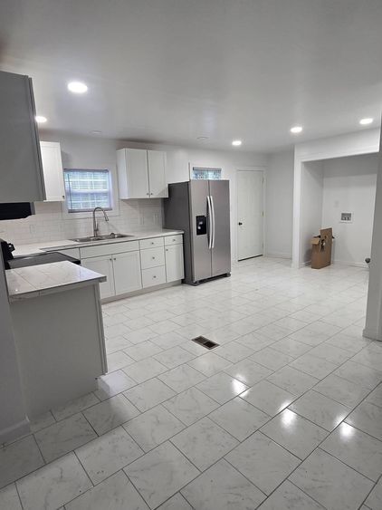 Building Photo - Property 1 - Edgeston Investments