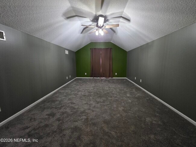 Building Photo - 86088 Meadowridge Ct