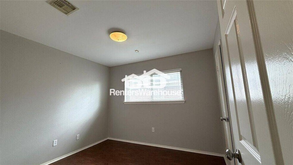 Building Photo - 6007 Dryad Dr