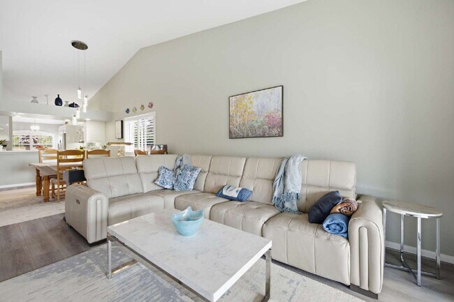 Building Photo - Falling Waters North - resort style community!