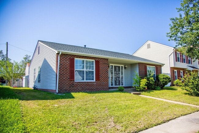 Primary Photo - Three Bedroom Adjacent to the Villas at Ro...