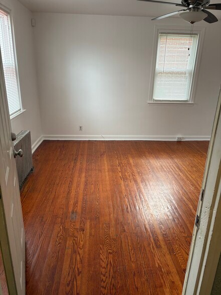 Primary Photo - 1621 Murdoch Rd