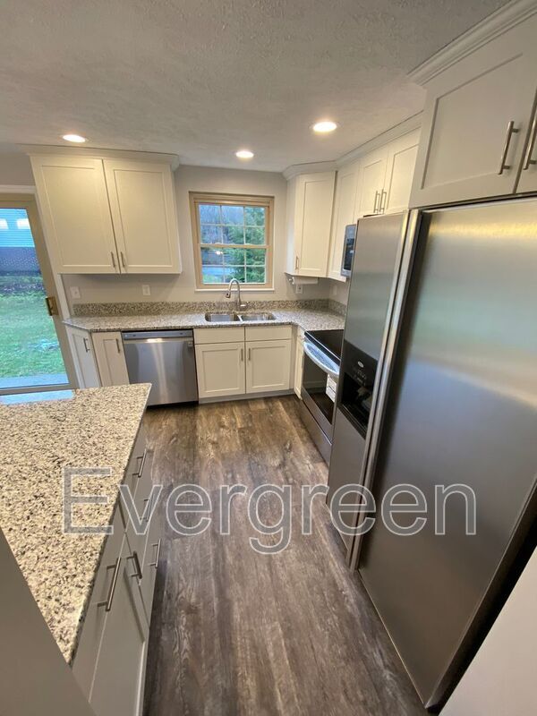 Building Photo - 110 Leatherbark Rd