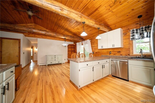 Building Photo - 8376 Cobblestone Ct