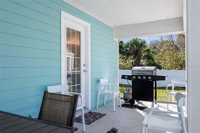 Building Photo - 27 Mala Compra Rd