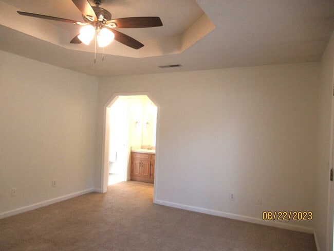 Building Photo - 6775 J J Roberts Dr