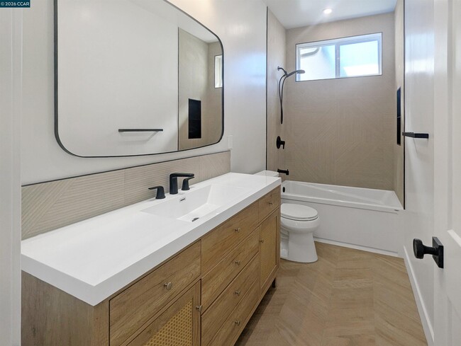 Building Photo - 1892 Sunnyvale Ave