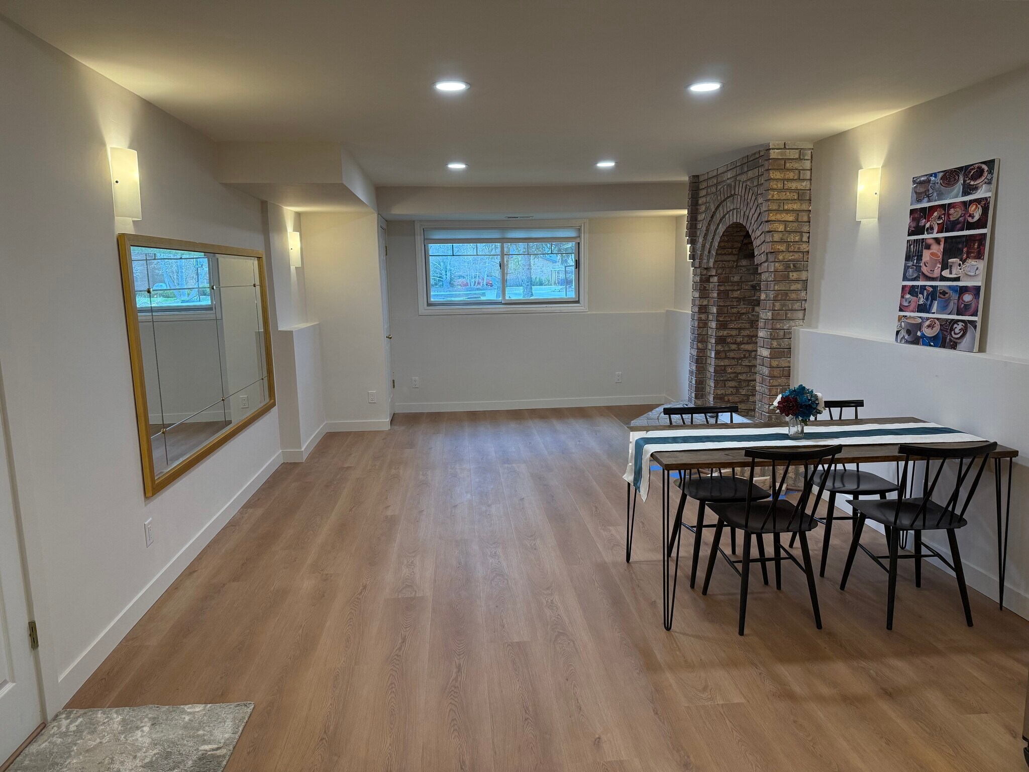 Building Photo - 944 Williamstown Ct