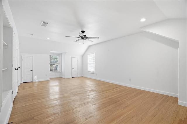 Building Photo - 2228 Goldenrod Ave