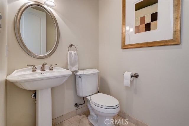 Building Photo - 514 Manhattan Beach Blvd