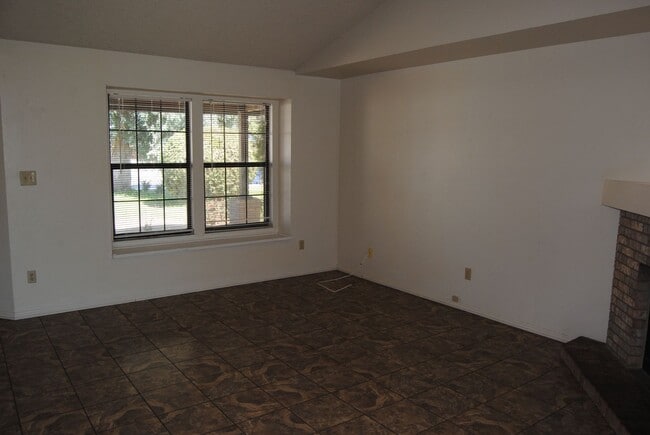 Building Photo - 9401 Coulter Ct