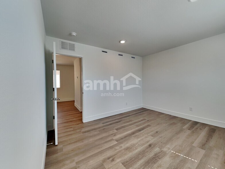 Building Photo - 4296 Halo Hollyhock St