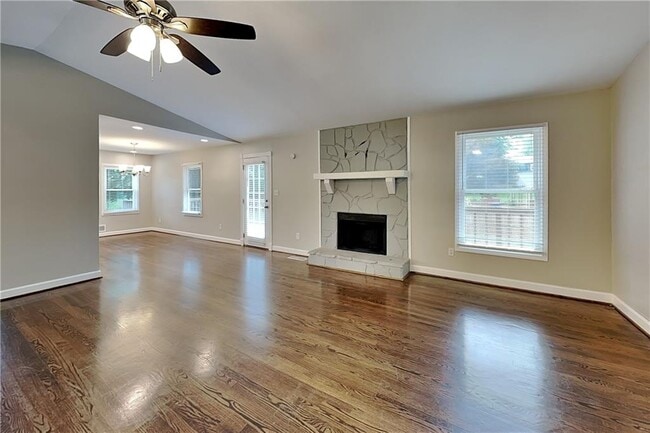 Building Photo - 3777 Junction Dr NW