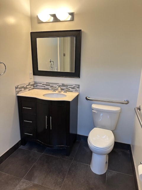 Building Photo - 14206 Riverside Dr