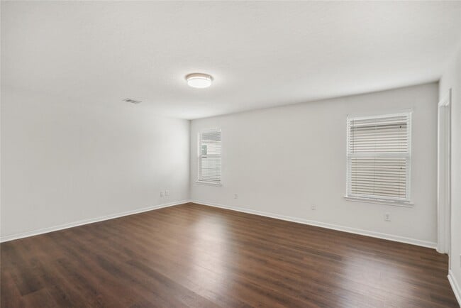 Building Photo - 22207 Woodseem Ct