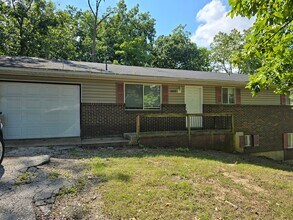 Building Photo - 2805-2807 Fairhaven Dr.