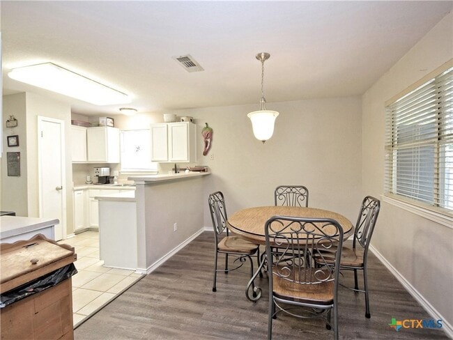 Building Photo - 4602 Waterbury Dr