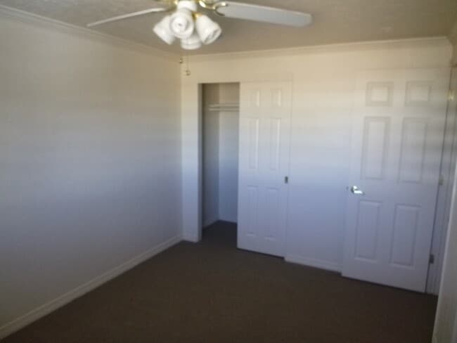 Building Photo - CHEESMAN PARK! TWO STORY CONDO! ADDITIONAL...