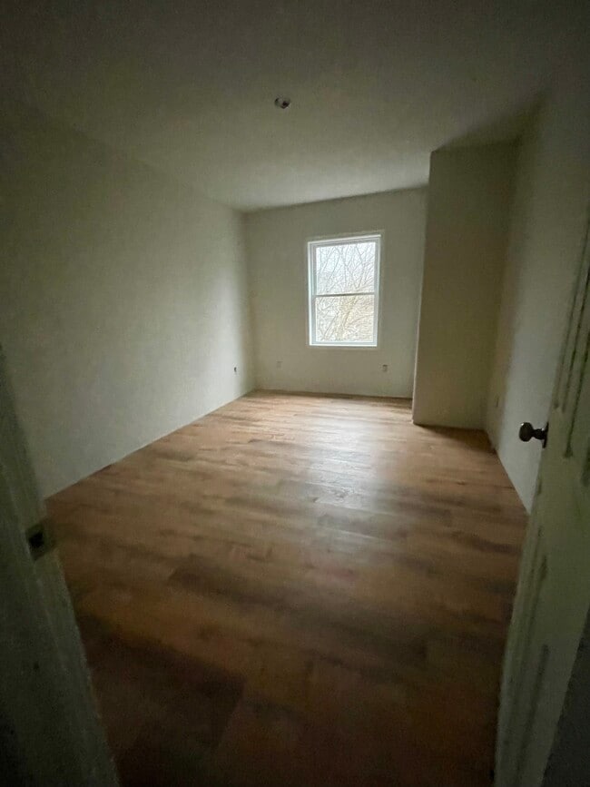 Building Photo - 720 Marion St