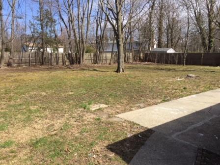 Building Photo - 303 Old Town Rd