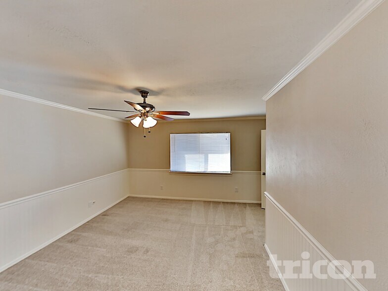 Building Photo - 7528 Four Winds Dr