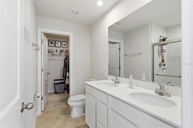 Building Photo - 4740 Old Blush St