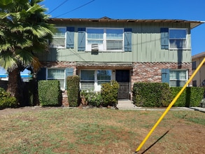 Building Photo - 4740 Vantage Ave